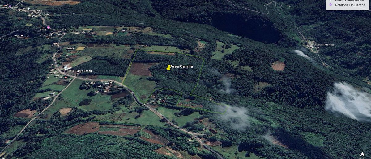 Vista aérea do entorno do Carahá, com a rotatória e a escola municipal